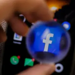 Facebook w aplikacji: Jak rozwiązać problem z logowaniem?