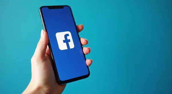 Usuwanie zdjęć z Facebooka: Czy na pewno znikają na zawsze?