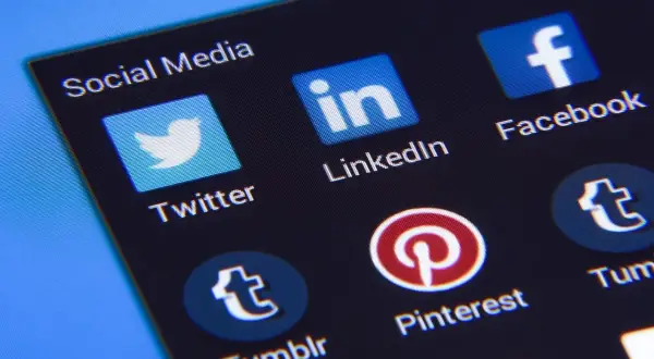 Facebook: Ukryj aktywność przed znajomymi pełna kontrola
