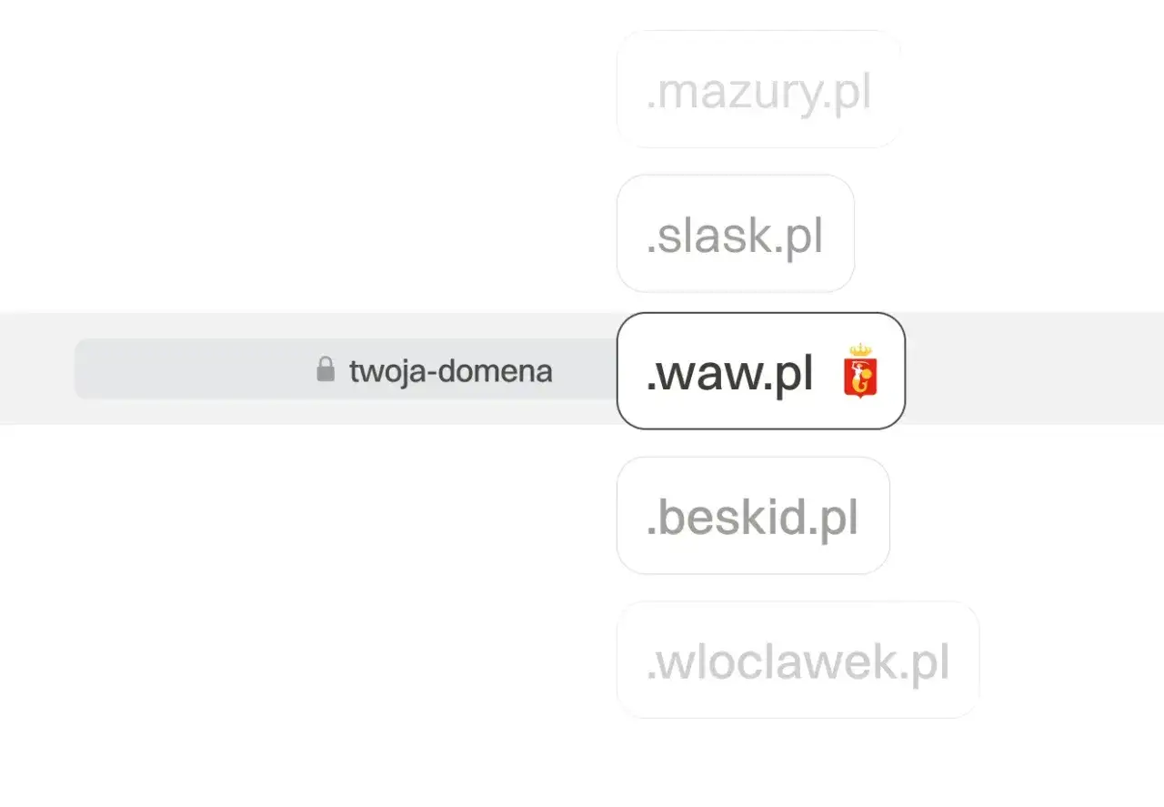 Człowiek sprawdzający dostępność domeny na komputerze