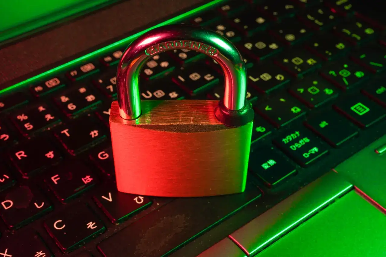 cyberbezpieczeństwo zagrożenia online