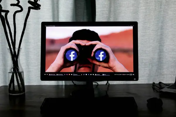 Chroń prywatność: Jak zablokować Facebookowi dostęp do galerii?
